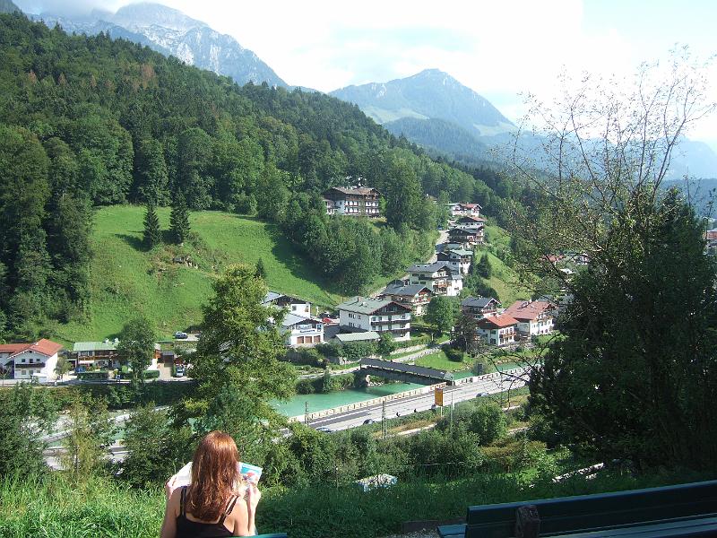 2009-08- (8).JPG - Blick von Berchtesgaden ins Tal der Ramsauer Ache